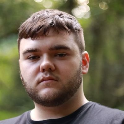 Video Editor, Canva Enthusiast and Adobe After Effects Monkey
🇬🇧