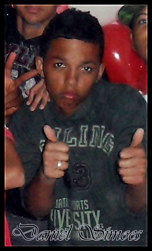 Feliz, Parceiro e Filho de Deus.
Segue?
Comunidade:http://t.co/kA7wlrz7Nq