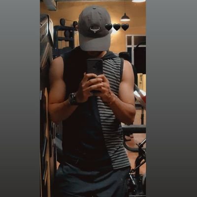 FOX_trot_IV's profile picture. An ounce of perception