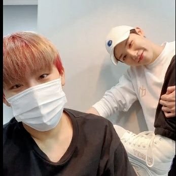 FAN ACCOUNT | 방탄바라기🦁예삐식스🐦크래비티🐶🐰