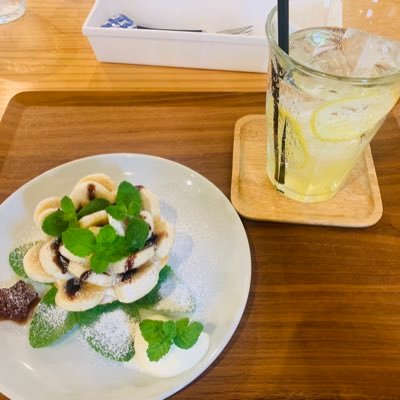 lovvve787's profile picture. 