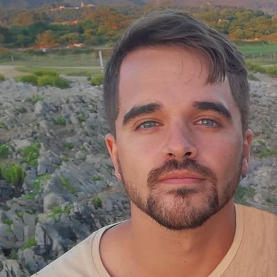 NachoMedins10's profile picture. 🌹