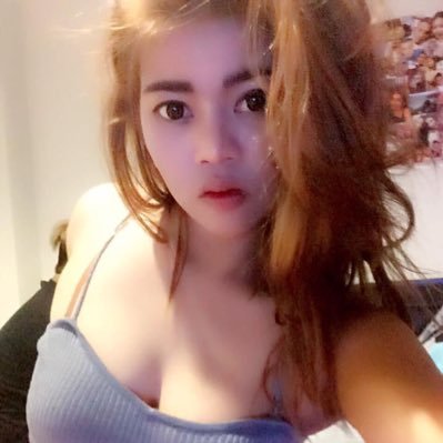 LTryn6z5Dv9DBOS's profile picture. แรงแต่จริงใจ