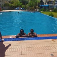 Farah Brian (@b_antu_b) 's Twitter Profile Photo