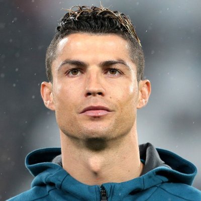 AminaNilab's profile picture. Pakistani💚  Madridista🖤