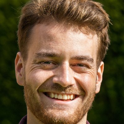 Actor-Musician
Currently Fox Trot & Mr Pope @lionwitchstage