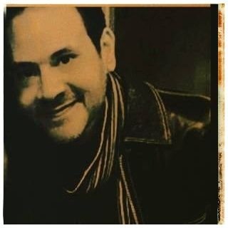 Fanatico del Beisbol y de los Gloriosos Leones del Caracas, Cocinero aficionado, Productor de Radio, un mortal con defectos y virtudes.