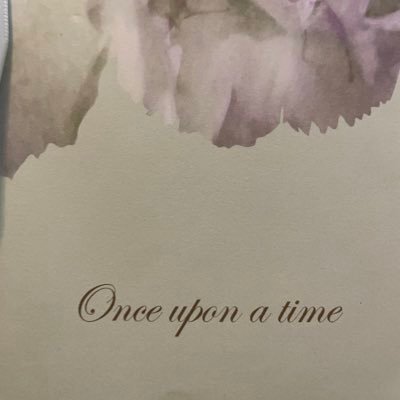 An account celebrating the best Bookclub, Uplit and Commercial books for women. We will share news and releases. This account is managed by @eveainsworth