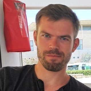 SpringMelody23's profile picture. English Teacher at St Mungo’s High School | language lover 🏴󠁧󠁢󠁳󠁣󠁴󠁿🇷🇺🇵🇹 | coffee drinker