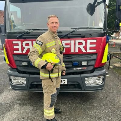 AndyChubb85's profile picture. Firefighter, West Ham fan, guitar player