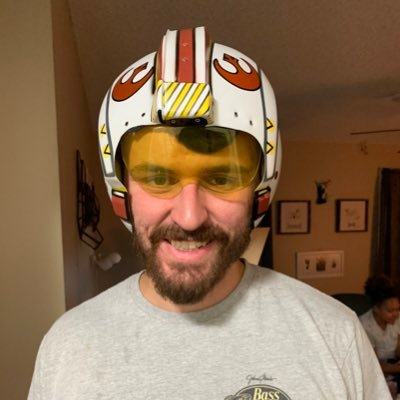 bulancez's profile picture. Paramedic. Daddy. Tiktoker (@bulancez). If I listed out all my interests it would be a novel.