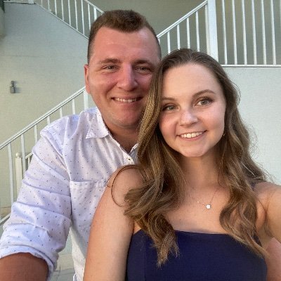 RebeccaHBray's profile picture. FSC '20 🏝 🛫MA ➡️ FL🛬