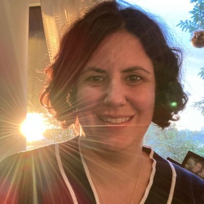 SaltySamLeggett's profile picture. UK based Speech and Language Therapist. I get to sing songs 🎶 and blow bubbles. Might also delve into cake 🧁 and crochet 🧶 Twitter.
