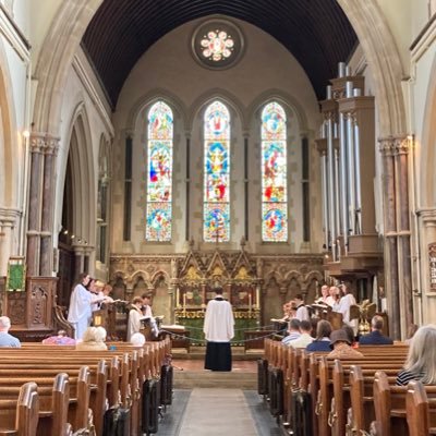 40-strong mixed choir of @ChristChurchN14. We sing 10am Eucharist & 6.30pm @choralevensong. We are an inclusive, liberal catholic @c_of_e parish. All welcome.