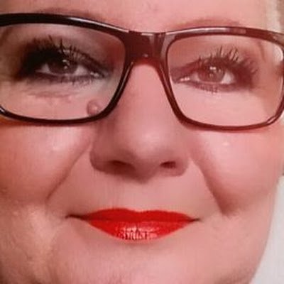 den_silvana's profile picture. 