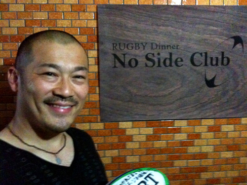 座右の銘は「思い立ったが吉時！」音楽レーベル「リバイアスミュージック」代表。これまでに50タイトル以上のCDをリリースし、フィギュアスケート高橋大輔選手へエキシビジョンプログラムソングも提供！ノーサイドクラブの第四期主将を経て、7/22よりRUGBY Dinner No Side Clubを高田馬場にオープン！