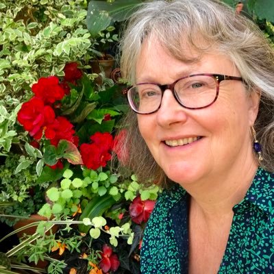 Notorious pot planter. Professional gardener, writer. I give talks/practical demos for garden clubs etc. My new book POTS is out now, publisher Frances Lincoln