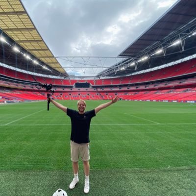 Podcast 🎙/ TV Producer 🎥 and Football Talker... Co-creator of @fanalyticspod⚽️⬇️