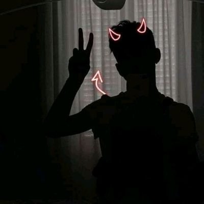 Ali21723973's profile picture. ‏ْ‏انا مليش نصيب ف اي حاجه بحبها ولو حبيت حاجه ببقا عارف انها فتره وتروح