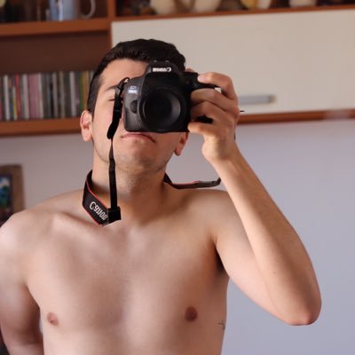 Soy @aitorfc_ me quitaron la otra cuenta por cagarme en los hetero. No me arrepiento.