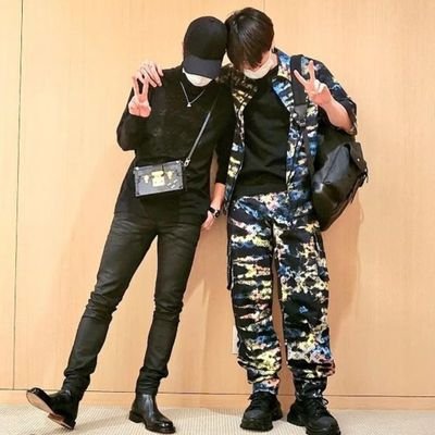 alecamilns's profile picture. 