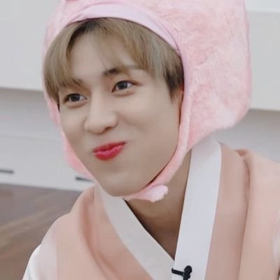 Aliciatb2034's profile picture. Don't  mess with my feelings. 
      ❤❤❤❤❤❤❤❤ ❤❤❤   
เมนแบมแบม 🐍🐍