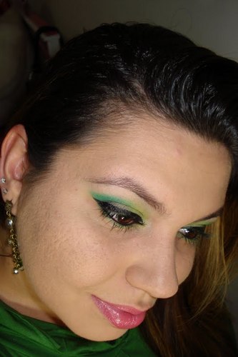 ju_rrodrigues's profile picture. Blogueira, amo músicas e filmes,as vezes teimosa mas sempre atenciosa! apaixona por tudo que envolva o mundo da beleza, maquiadora por amor e admiração!!!