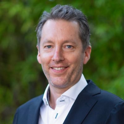 #Community Strategy Consultant @YardInternet| Former Director #Marketing @ICCAWorld| Proud daddy👨👩👧👦 guitarist 🎸& life enjoyer! 🌻