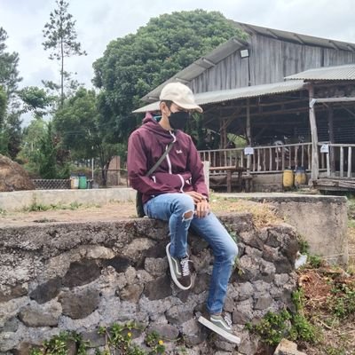 smsl_anjar's profile picture. 