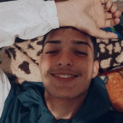 AzinRei's profile picture. Coé nem sei por quê tô aqui só queria ser abduzido 🍁🔥🛸