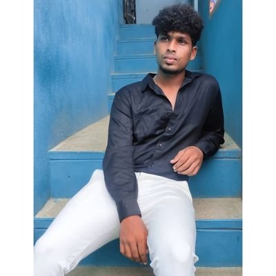 VNedunsezhiyan's profile picture. veera_nedunsezhiyan
Footballer⚽
Freaky_boy😉