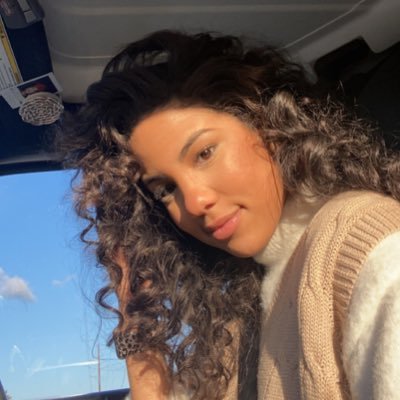 _saramolivo's profile picture. 