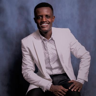 Raphaelailette's profile picture. ▫Technicien en Imagerie Médicale ▫Hair Dresser ▫Web Marketer ▫English Tutor/Teacher ▫Blogger ▫Computer Technician