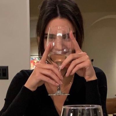 alxnaoned's profile picture. me and walls louis eating spaghetti at sunset.