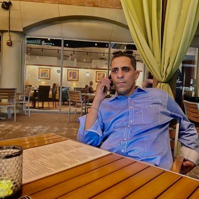 Mohamed38972847's profile picture. 