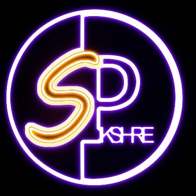 Gente! estrenamos twitter, soy super nuevo con estas cosas asi que sere breve: streamer novato con ganas de pasarlo bien y haceros reir! a tope de power!