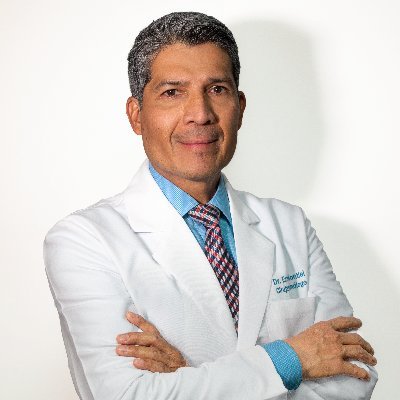 Profesional de la salud con más de 25 años de experiencia.
especialidad en Oftalmología la cual está avalada por la Universidad Nacional Autónoma de México.