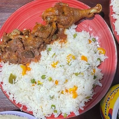 cuteboymaro's profile picture. Arsenal fan  😢😢😢😭😭
           ♖♕  ☬
Kenya Rugby is bae 😍