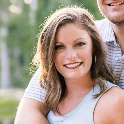 • CCU grad • South Carolina 5th grade AGP math/sci teacher • pineapple obsessed • if I’m not in my classroom, you’ll find me at the beach •