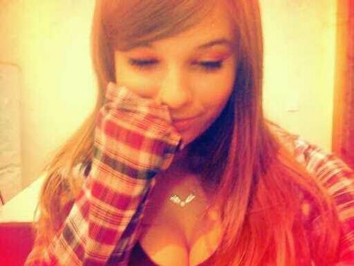 itsmarinacorrea's profile picture. oi , sou de sao paulo , tenho 16 anos , amo sair, cinema . segue que eu seduzo voce :9