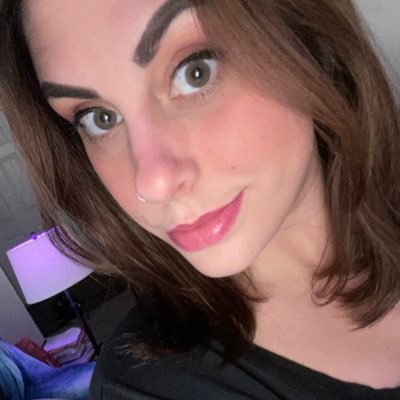 kimshellll's profile picture. On the inside, I’m outside, all the time