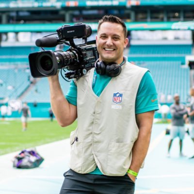 👶Mason’s Dad
👽Jess’s Husband
🐬Senior Manager, Creative Video @MiamiDolphins