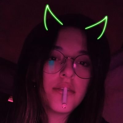 Virgen del sistema no me muero, pero tampoco bien cogida💚✊