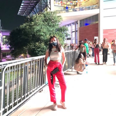 marthabarrient2's profile picture. tpwk • God is love • she/her • 🥝