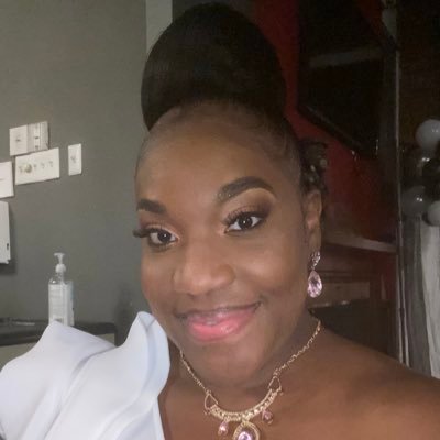 majoreete's profile picture. FUN,EDUCATED WOMAN WHO IS ENJOYIN HER LIFE TO THE FULLEST....YEA BUDDY!!!!!!