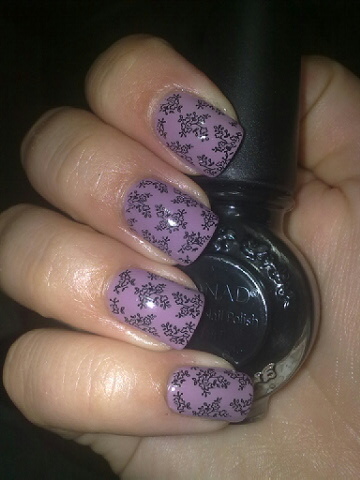 A nail polish addict with a blog to display addiction online, but hides addiction from family and friends