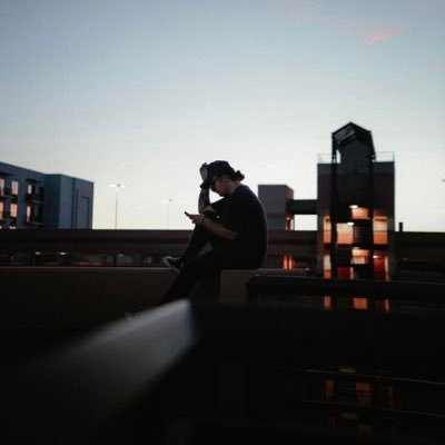 Just a dude with a camera. I shoot everything from landscape to products. my Instagram is the same as my Twitter