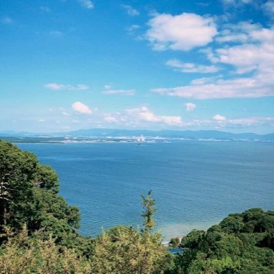 21歳大学生 20歳までアルバイトを掛け持ちでしててアフィリエイトに出会いアルバイトをやめて生活が変わりました。人生を変えたい方は是非チェックして見て下さい!
