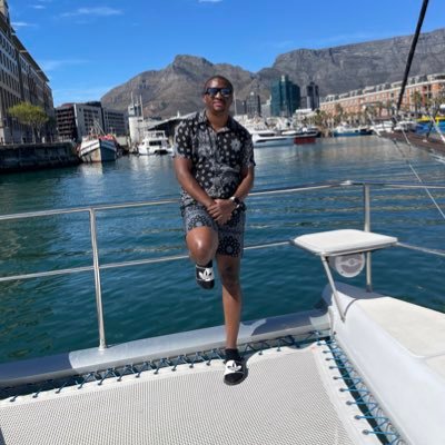 Marvine001's profile picture. Software Engineer | Basketball 🏀 | Taekwondo 🥋 | NodeJS | Angular | React | React Native | Flutter | I write codes and I love it 👨🏾‍💻
