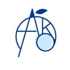 主にレジンを使いガラスのように透き通った林檎作品を製作しております🍏毎週土曜新作or過去の作品を販売しております🍏サブ垢はこちら→@aoyamakan11